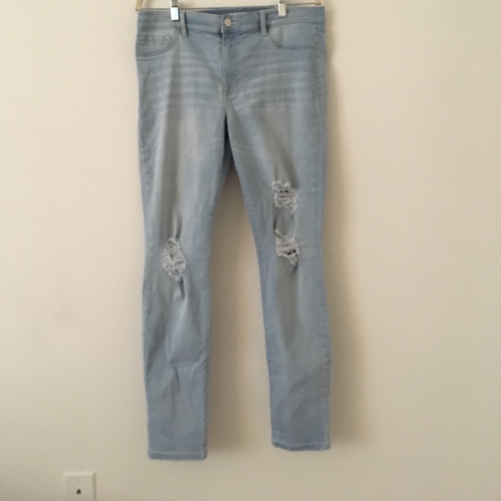 Charlotte Russe refuge ripped jeans